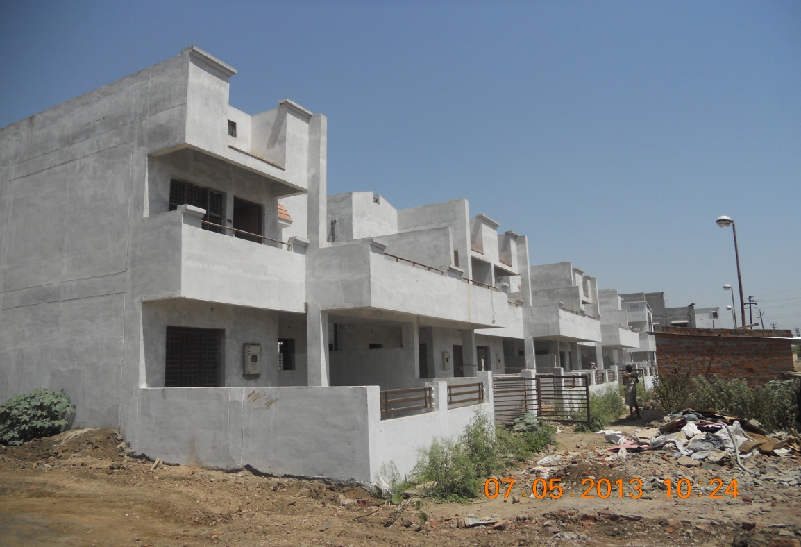 Construction of 6 HIG Duplex, 25 HIG, Sr. A type & 9 HIG Sr. ‘B’ Type at Mayuri Parisar, Ayodhya Entension, Bhopal